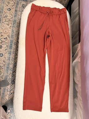 Lululemon High Waisted Joggers - Rust